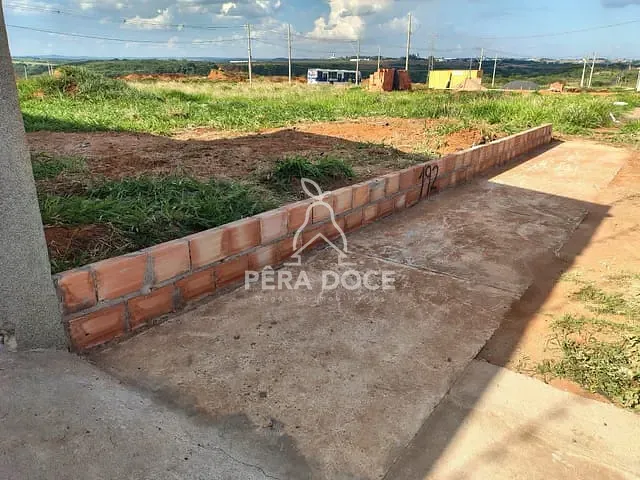 Terreno com 200m², à venda, no bairro Loteamento Ilha Bela em Uberaba
