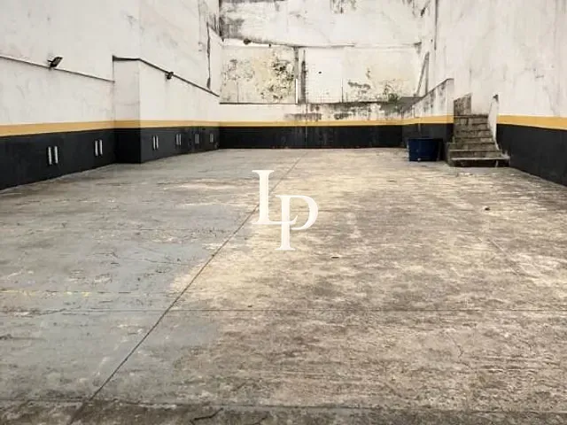 Terreno com 318m², à venda ou para alugar, no bairro Parque da Vila Prudente em São Paulo
