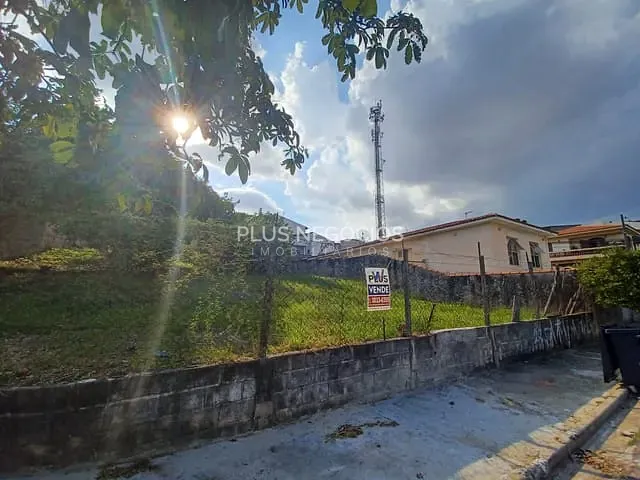 Terreno com 600m², à venda, no bairro Vila Jardini em Sorocaba
