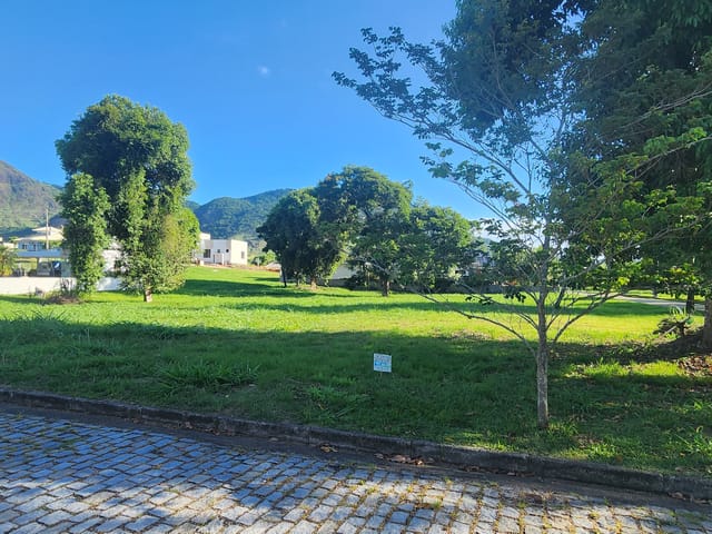 Terreno com 668m², à venda, no bairro Ubatiba em Maricá