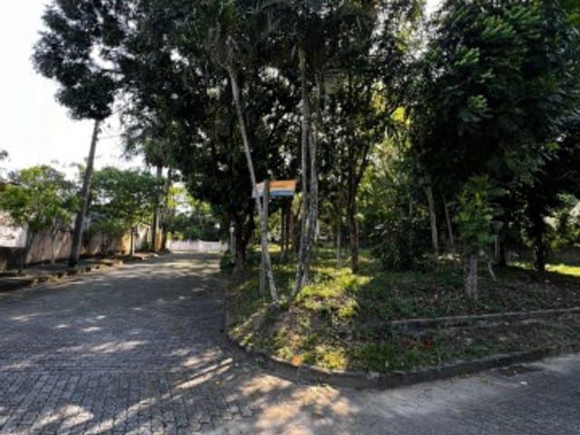 Terreno à venda, no bairro Cantinho do Mar em Rio das Ostras