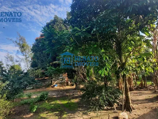 Terreno à venda, no bairro Itapeba em Maricá