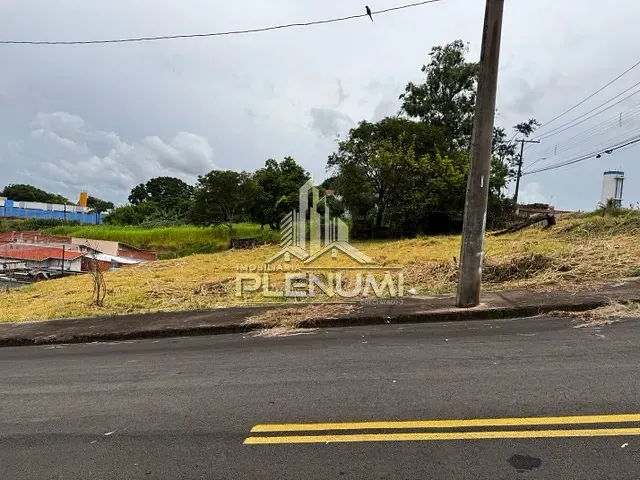 Terreno com 680m², à venda, no bairro Vila Anhanguera em Rio Claro