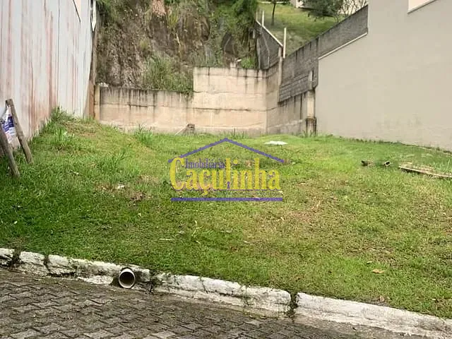 Terreno com 479m², à venda, no bairro Matadouro em Barra do Piraí
