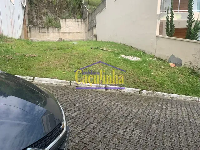 Terreno com 479m², à venda, no bairro Matadouro em Barra do Piraí