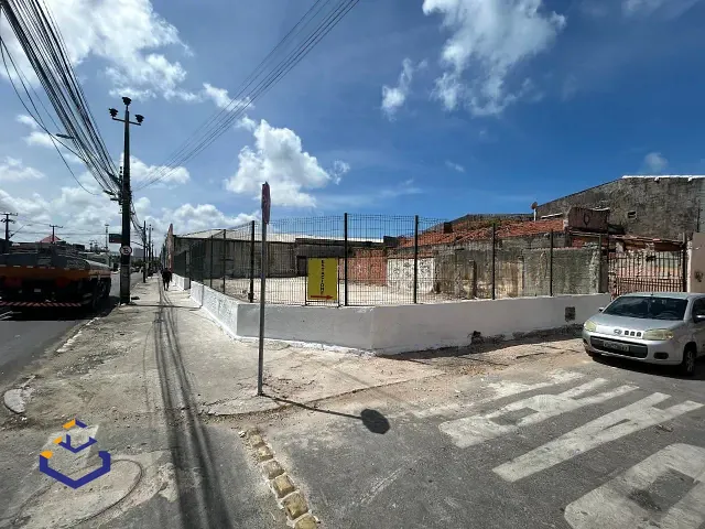 Terreno com 930m², para alugar, no bairro Praia de Iracema em Fortaleza