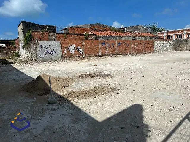 Terreno com 930m², para alugar, no bairro Praia de Iracema em Fortaleza