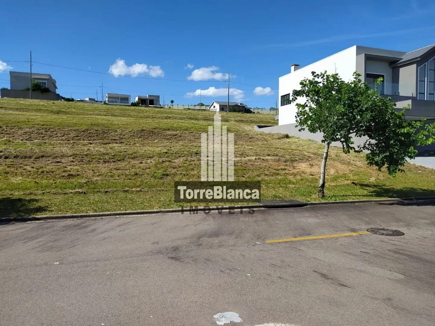 Terreno, 307 m² - Foto 1