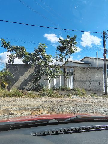 Terreno com 360m², à venda, no bairro Maria Turri em Rio das Ostras