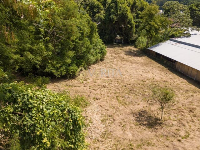 Terreno à venda, no bairro Jacarepaguá em Rio de Janeiro