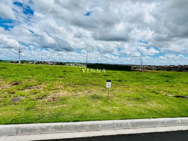 Terreno com 318m², à venda, no bairro Gleba Simon Frazer em Londrina