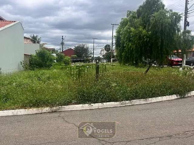 Terreno com 332m², à venda, no bairro Morada das Flores em Holambra