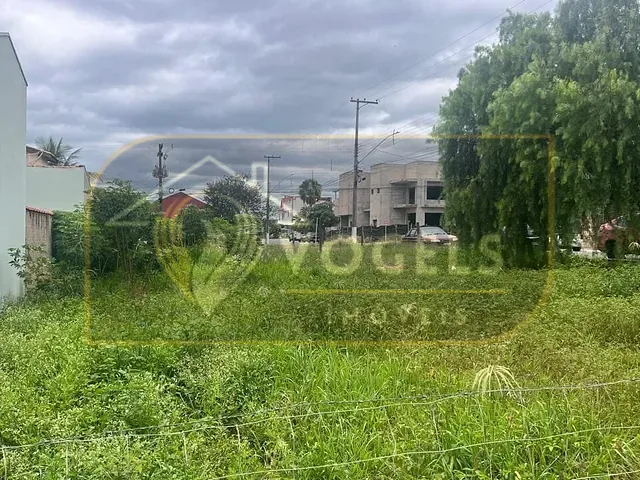 Terreno com 332m², à venda, no bairro Morada das Flores em Holambra