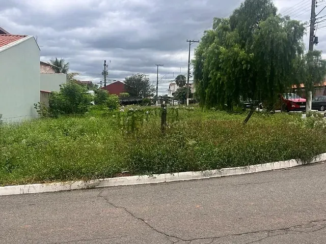 Terreno com 332m², à venda, no bairro Morada das Flores em Holambra