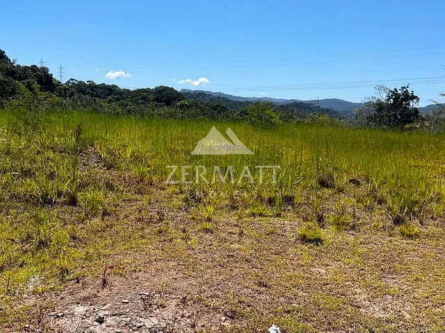 Terreno com 375m², à venda, no bairro Ponta Aguda em Blumenau