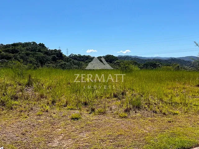 Terreno com 375m², à venda, no bairro Ponta Aguda em Blumenau