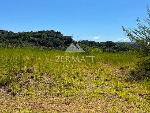 Terreno com 375m², à venda, no bairro Ponta Aguda em Blumenau