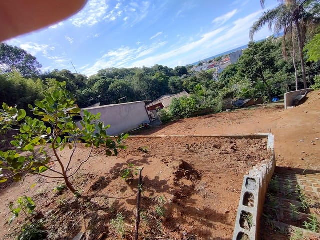 Terreno com 900m², à venda, no bairro Costazul em Rio das Ostras