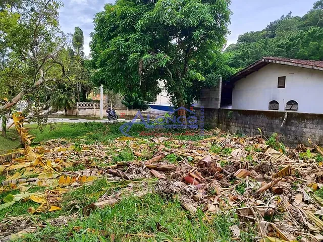 Terreno com 252m², à venda, no bairro Massaguaçu em Caraguatatuba
