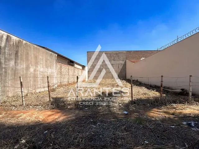 Terreno com 150m², à venda, no bairro Jardim dos Coqueiros em Barretos