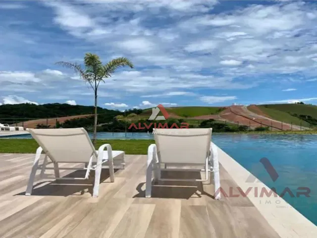 Terreno com 243m², à venda, no bairro Casa de Pedra em Volta Redonda