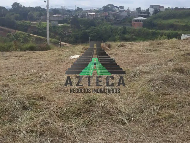 Terreno com 641m², à venda, no bairro Jardim Piatã A em Mogi das Cruzes