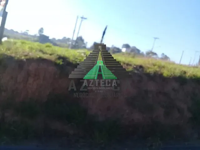 Terreno com 641m², à venda, no bairro Jardim Piatã A em Mogi das Cruzes