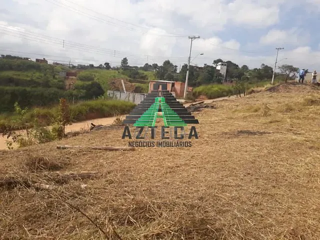 Terreno com 641m², à venda, no bairro Jardim Piatã A em Mogi das Cruzes