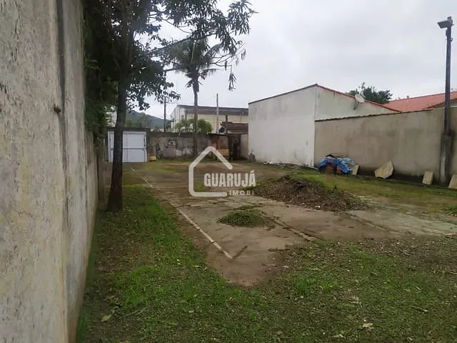 Terreno com 360m², à venda, no bairro Balneário Praia do Pernambuco em Guarujá