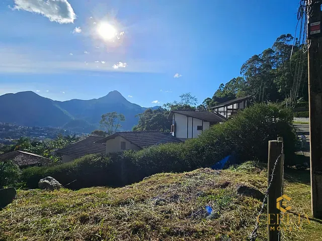 Terreno com 366m², à venda, no bairro Cônego em Nova Friburgo