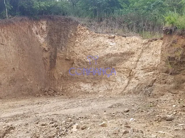 Terreno com 440m², à venda, no bairro Campo Grande em Rio de Janeiro