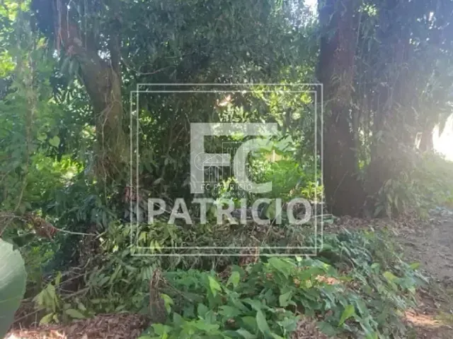 Terreno com 673m², à venda, no bairro Limoeiro em Guapimirim