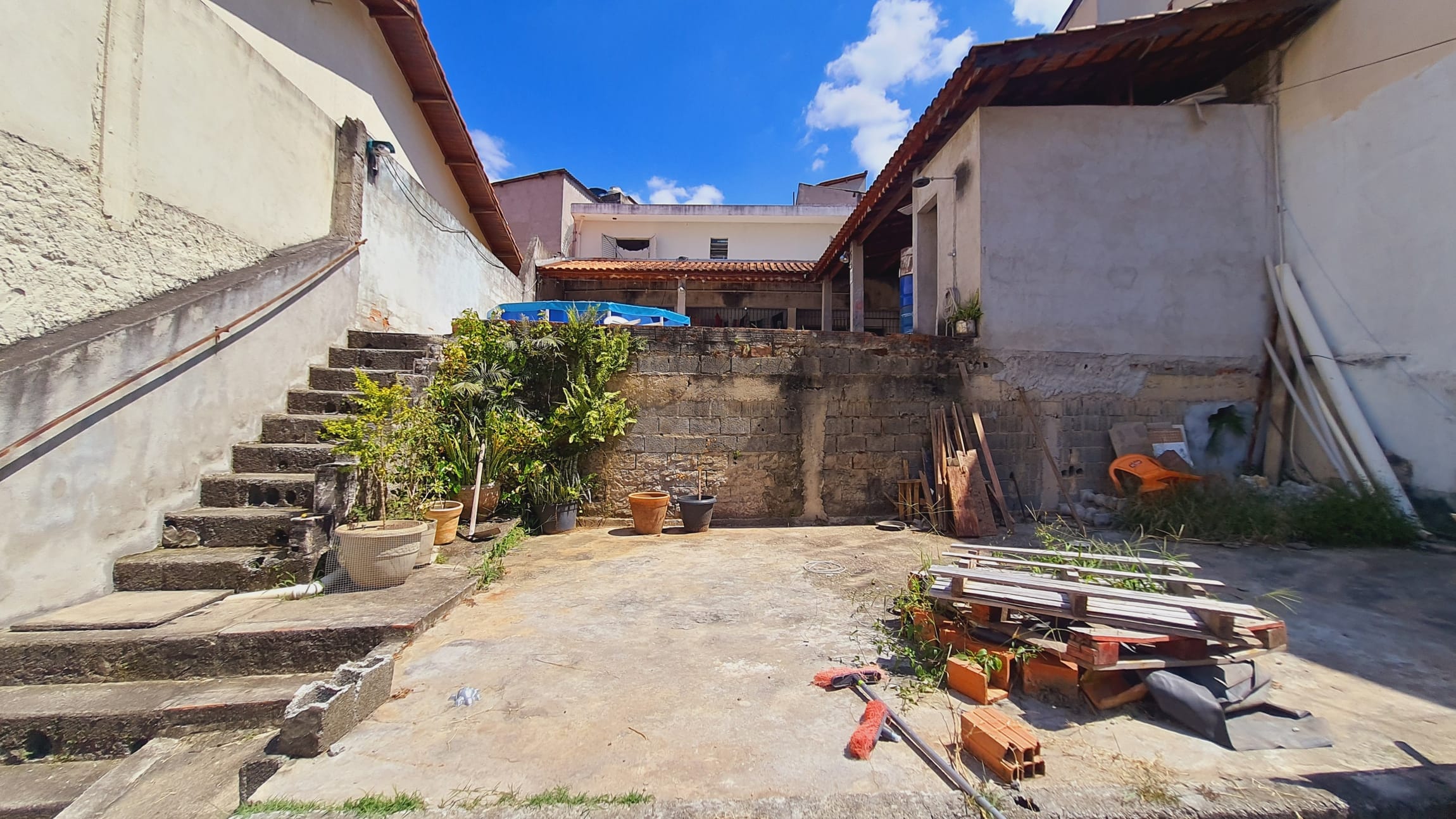 Terreno de 272 m2 à venda na Freguesia do Ó