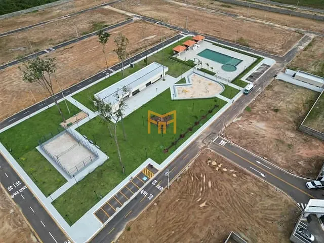 Terreno com 224m², à venda, no bairro Águas Negras em Belém