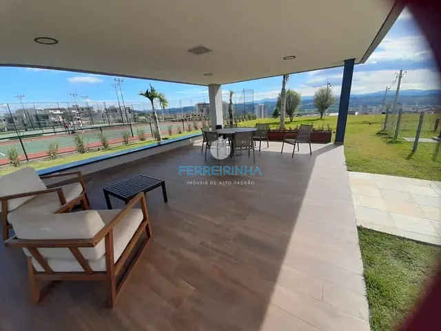 Terreno com 330m², à venda, no bairro Loteamento Terras Alpha São José dos Campos em São José dos Campos