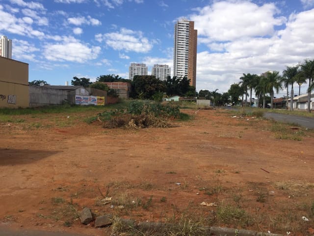 Terreno com 2293m², à venda, no bairro Parque Amazônia em Goiânia