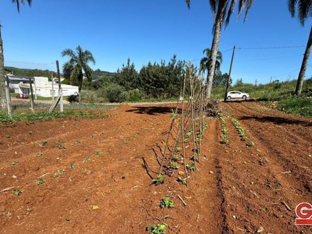 Terreno com 360m², à venda, no bairro Jardim São Brás em Nova Prata