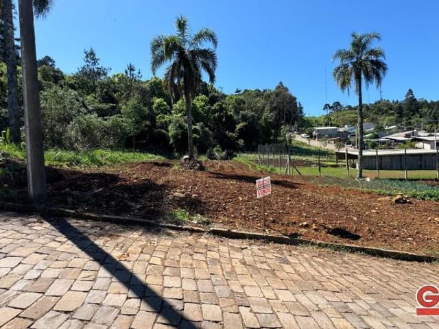 Terreno com 360m², à venda, no bairro Jardim São Brás em Nova Prata