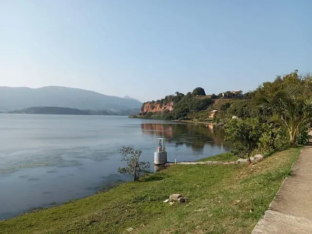 Terreno com 727m², à venda, no bairro Jardim Interlagos (Maricá) em Maricá