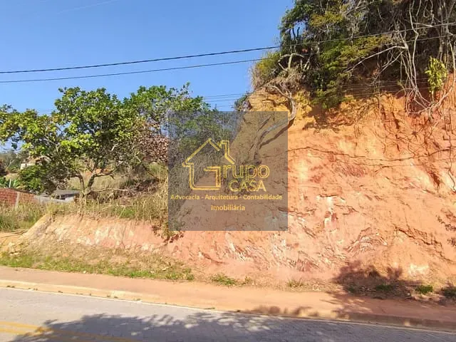 Terreno com 727m², à venda, no bairro Jardim Interlagos (Maricá) em Maricá