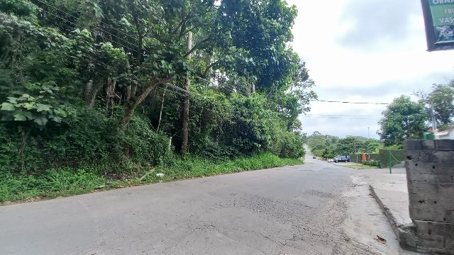 Foto do Terreno - Terreno de zoneamento misto, à Venda, na Granja Viana, em Cotia, SP | Casa Husti Imóveis