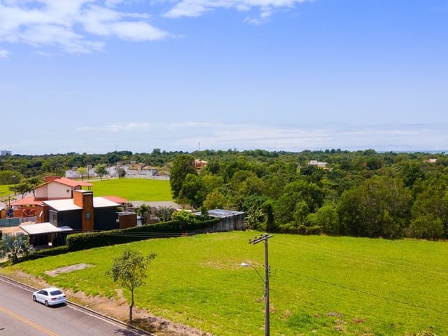 Terreno com 737m², à venda, no bairro Manguinhos em Serra