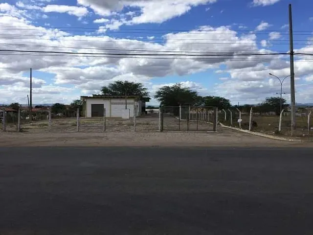 Terreno com 13631m², à venda, no bairro Jardim Bahia em Paulo Afonso