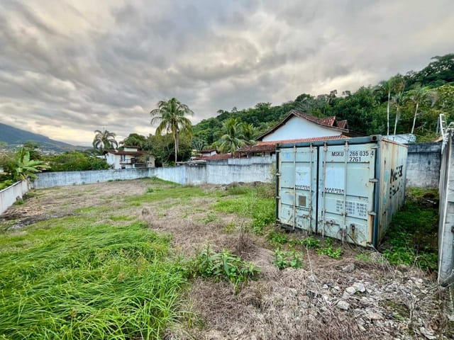 Terreno com 933m², à venda, no bairro Cocaia em Ilhabela