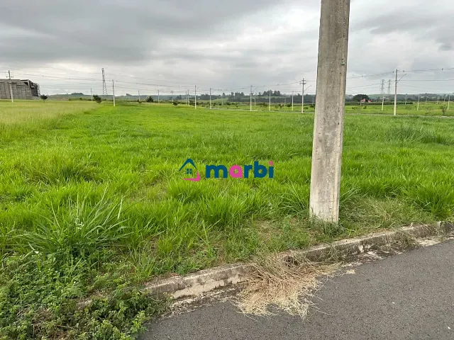 Terreno com 750m², à venda, no bairro Loteamento Industrial Jair Faraone Zanaga em Americana