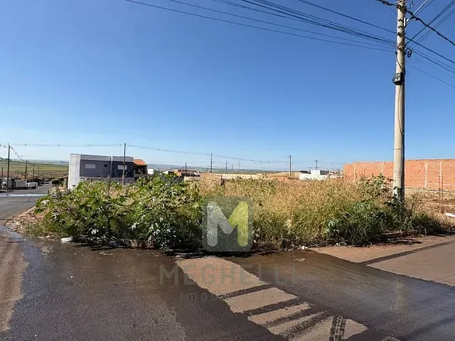 Terreno com 246m², à venda, no bairro Jardim Santa Clara II em Serrana