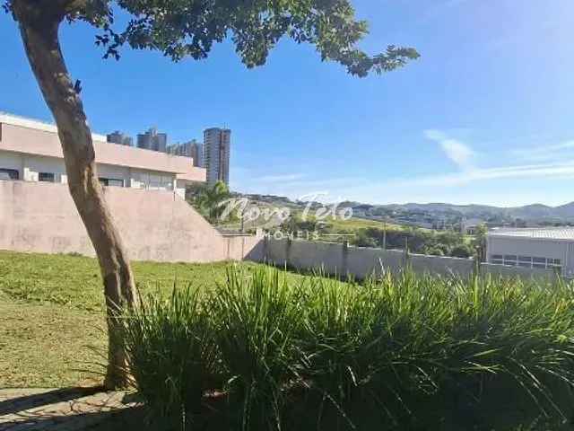 Terreno com 895m², à venda, no bairro Urbanova em São José dos Campos