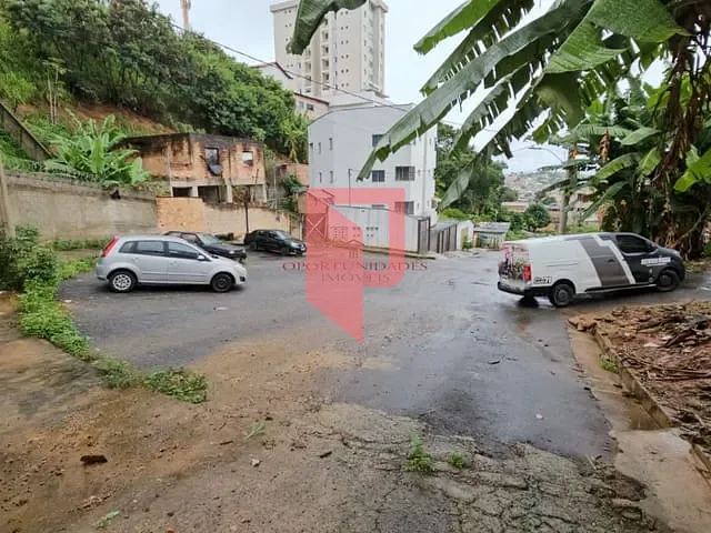 Terreno à venda, no bairro Nova Esperança em Belo Horizonte