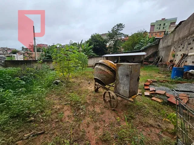 Terreno à venda, no bairro Nova Esperança em Belo Horizonte