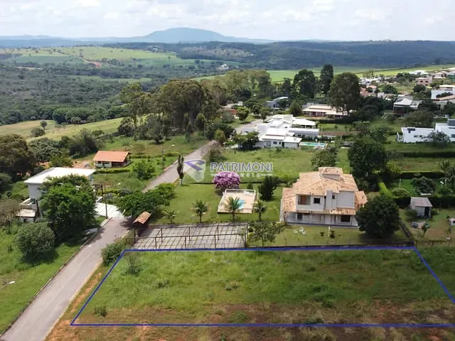 Terreno com 1000m², à venda, no bairro Condomínio Serra Verde em Igarapé
